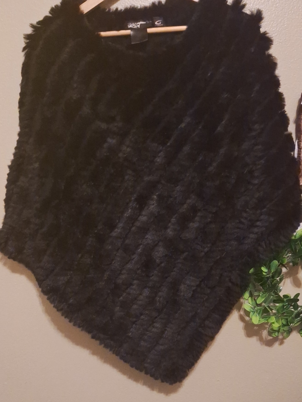 Black Rivet Faux Fur Poncho - Unbranded Luxury Knit